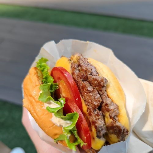 shake-shack-buger-min